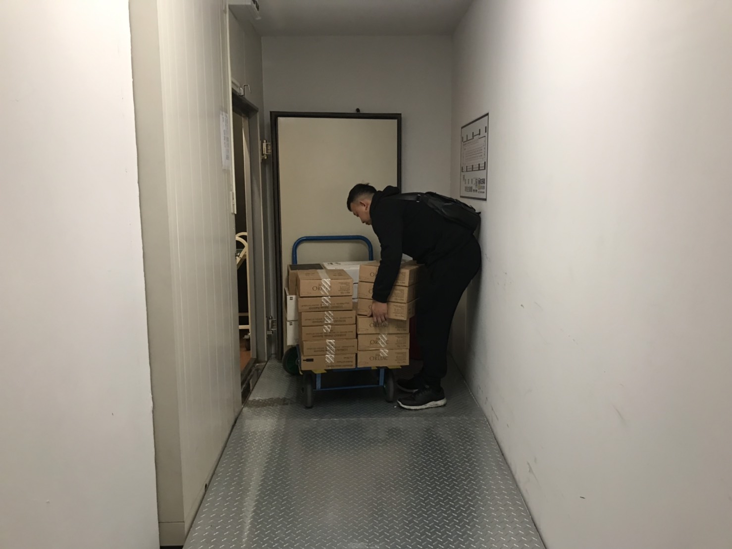S__5456076 私人酒窖